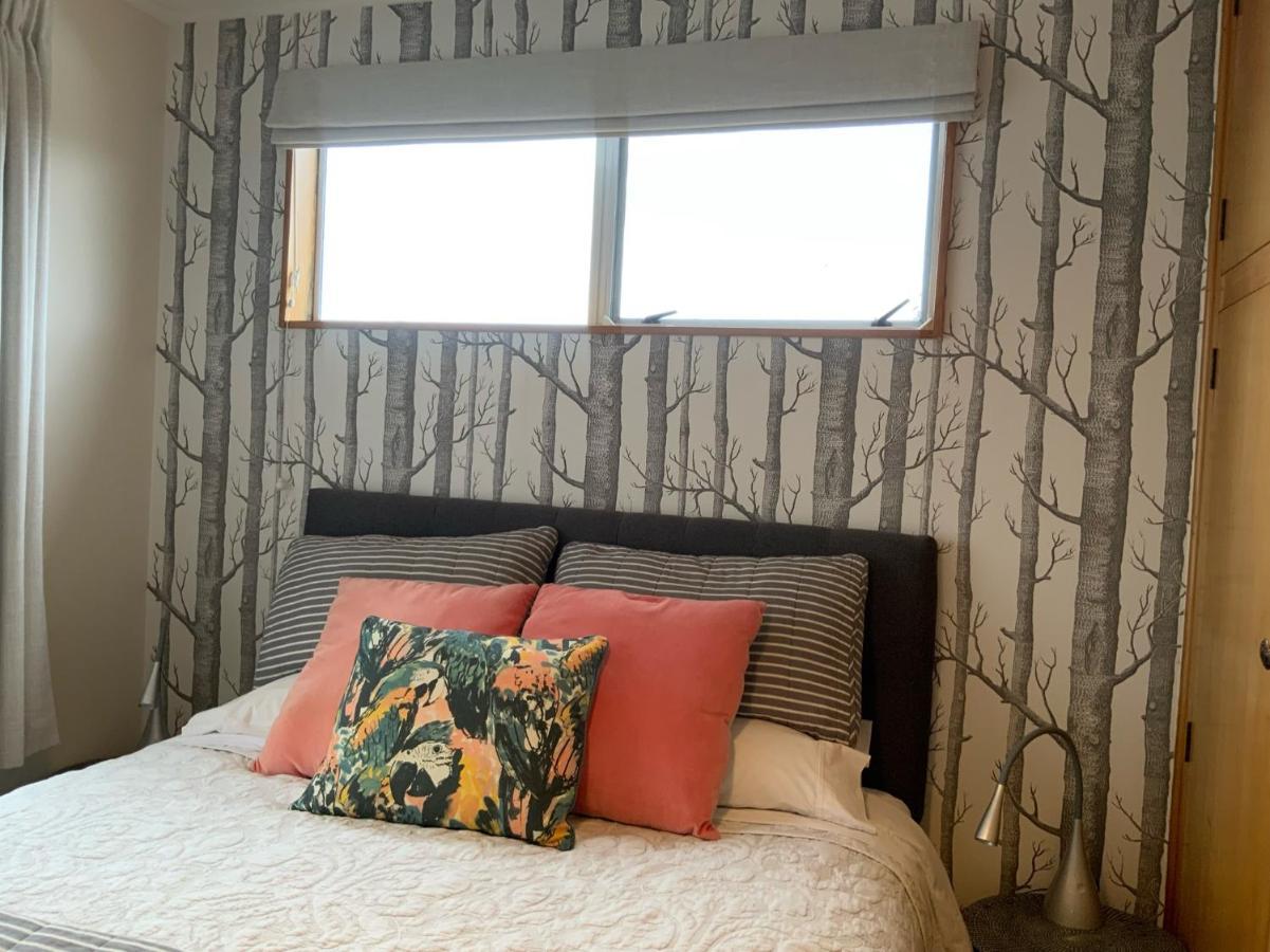 Brook House B&B & Cottages Kaikoura Ngoại thất bức ảnh