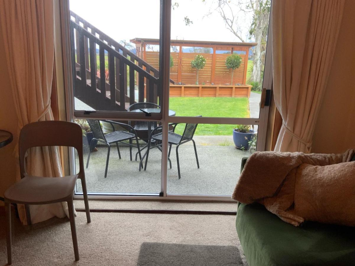 Brook House B&B & Cottages Kaikoura Ngoại thất bức ảnh