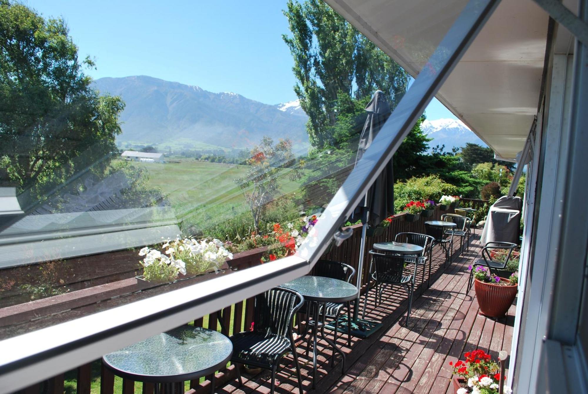 Brook House B&B & Cottages Kaikoura Ngoại thất bức ảnh
