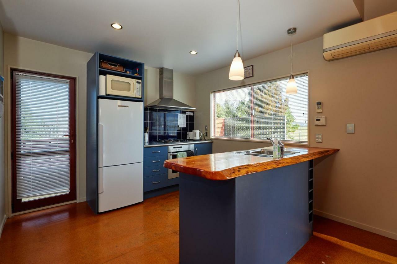 Brook House B&B & Cottages Kaikoura Ngoại thất bức ảnh