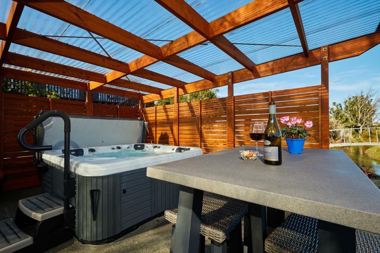 Brook House B&B & Cottages Kaikoura Ngoại thất bức ảnh