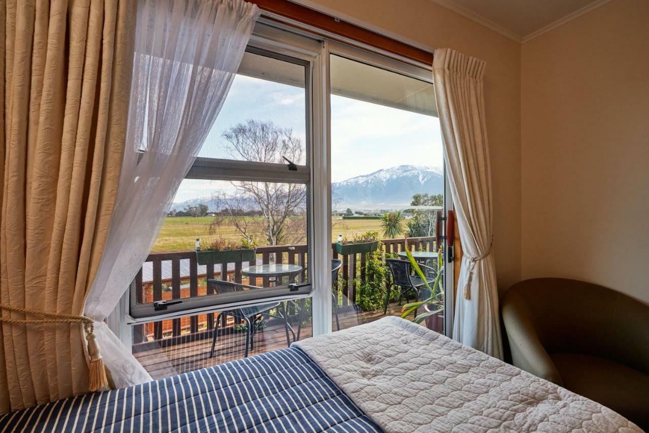 Brook House B&B & Cottages Kaikoura Ngoại thất bức ảnh