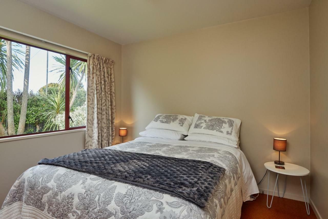 Brook House B&B & Cottages Kaikoura Ngoại thất bức ảnh