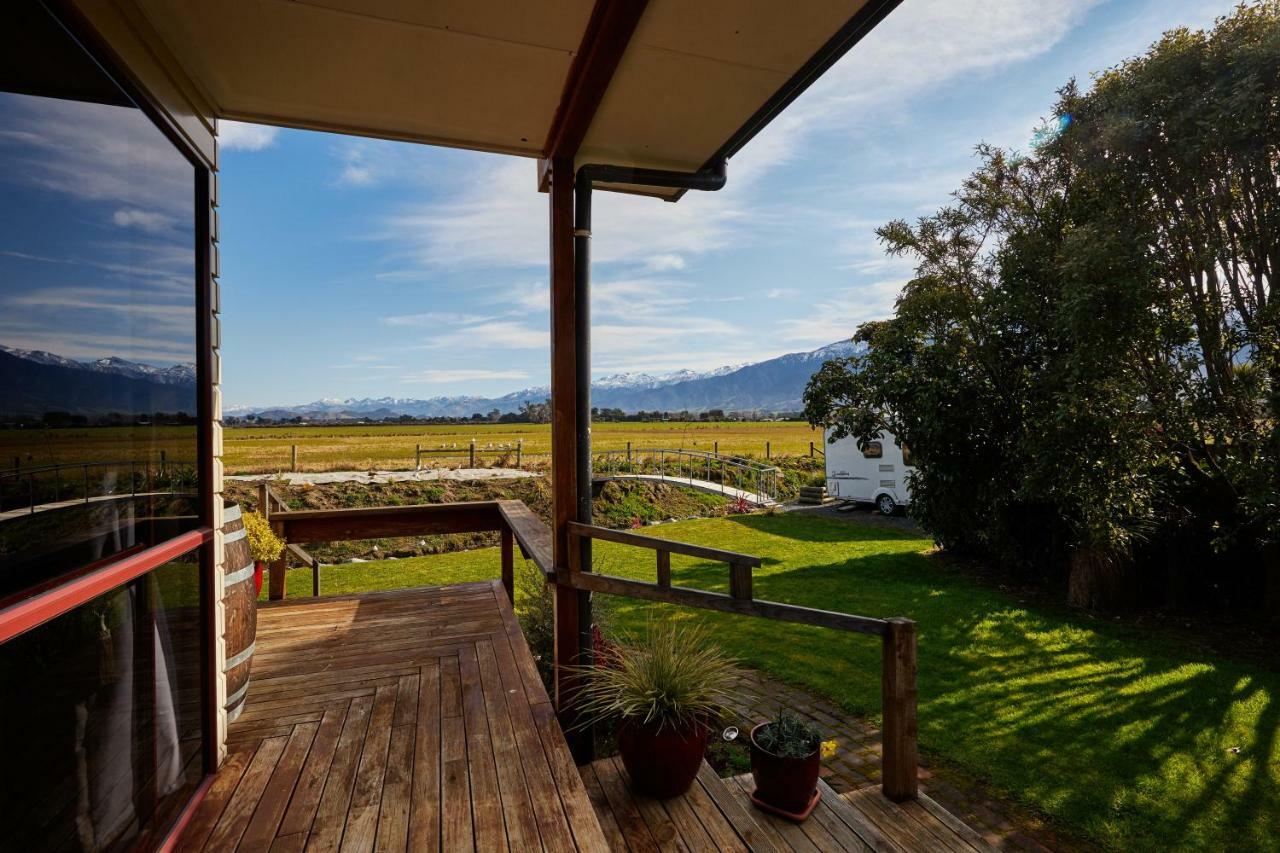 Brook House B&B & Cottages Kaikoura Ngoại thất bức ảnh